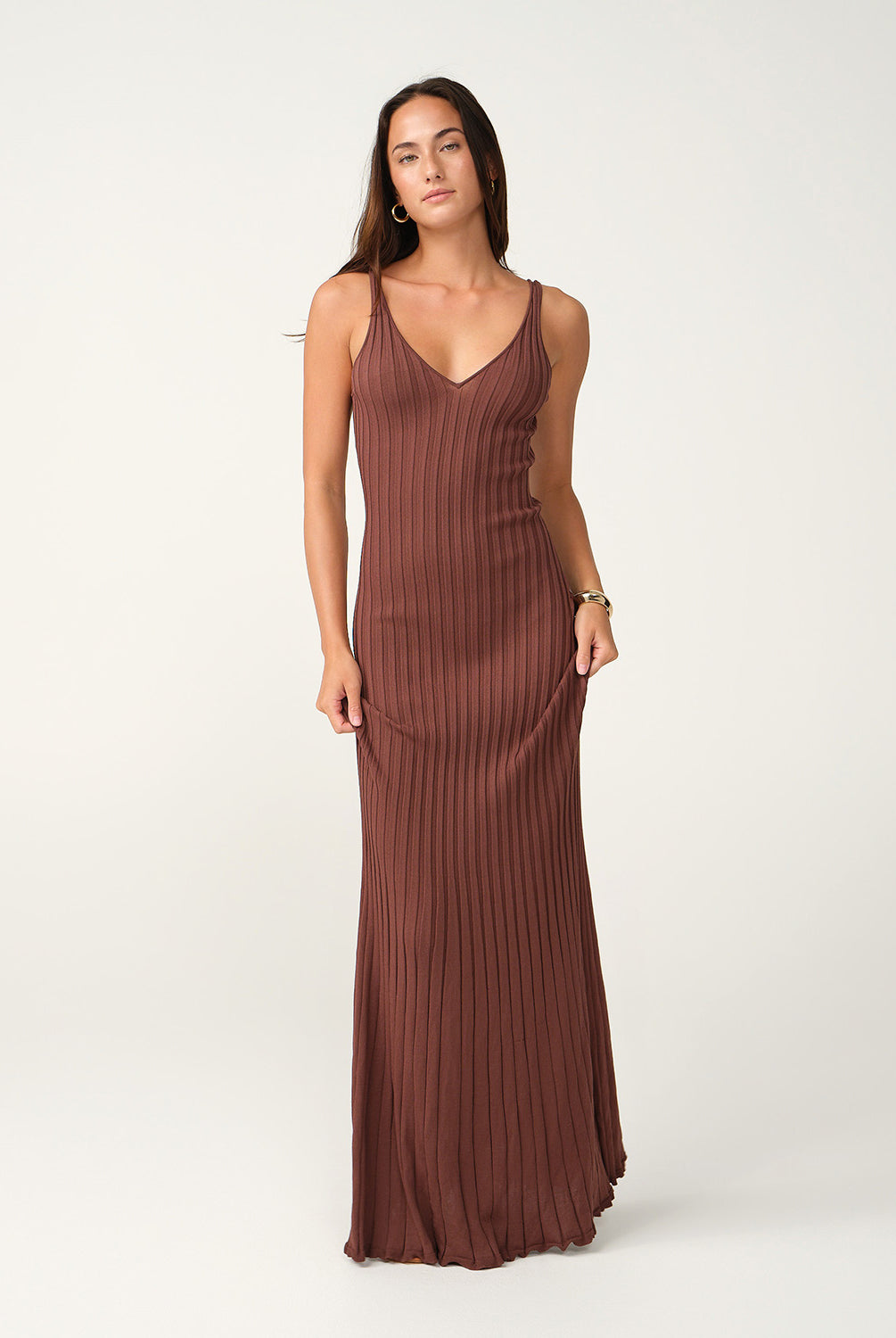 Sunlit Cocoa Autumn Dress in soft ribbed fabric with V-neckline and flared hem